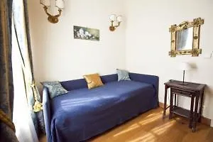 Capucines 1294 Hld 37600 Hotel Parijs
